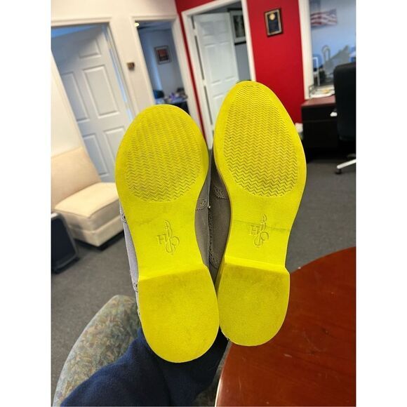 Cole Haan Tan & Yellow Suede Ladies Wing Tips sz 10 - Picture 8 of 8